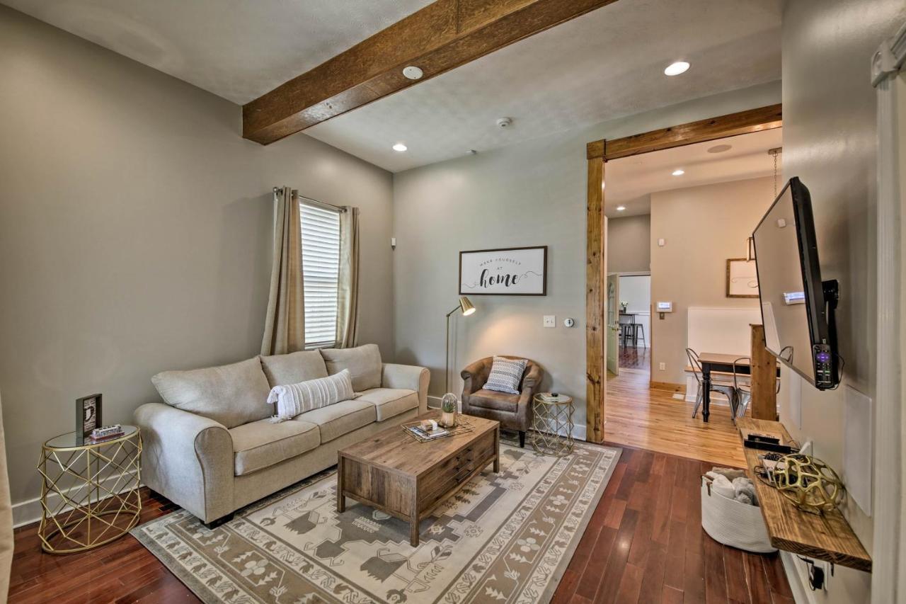 Updated Indianapolis Home, Walk To Lucas Oil! Bagian luar foto