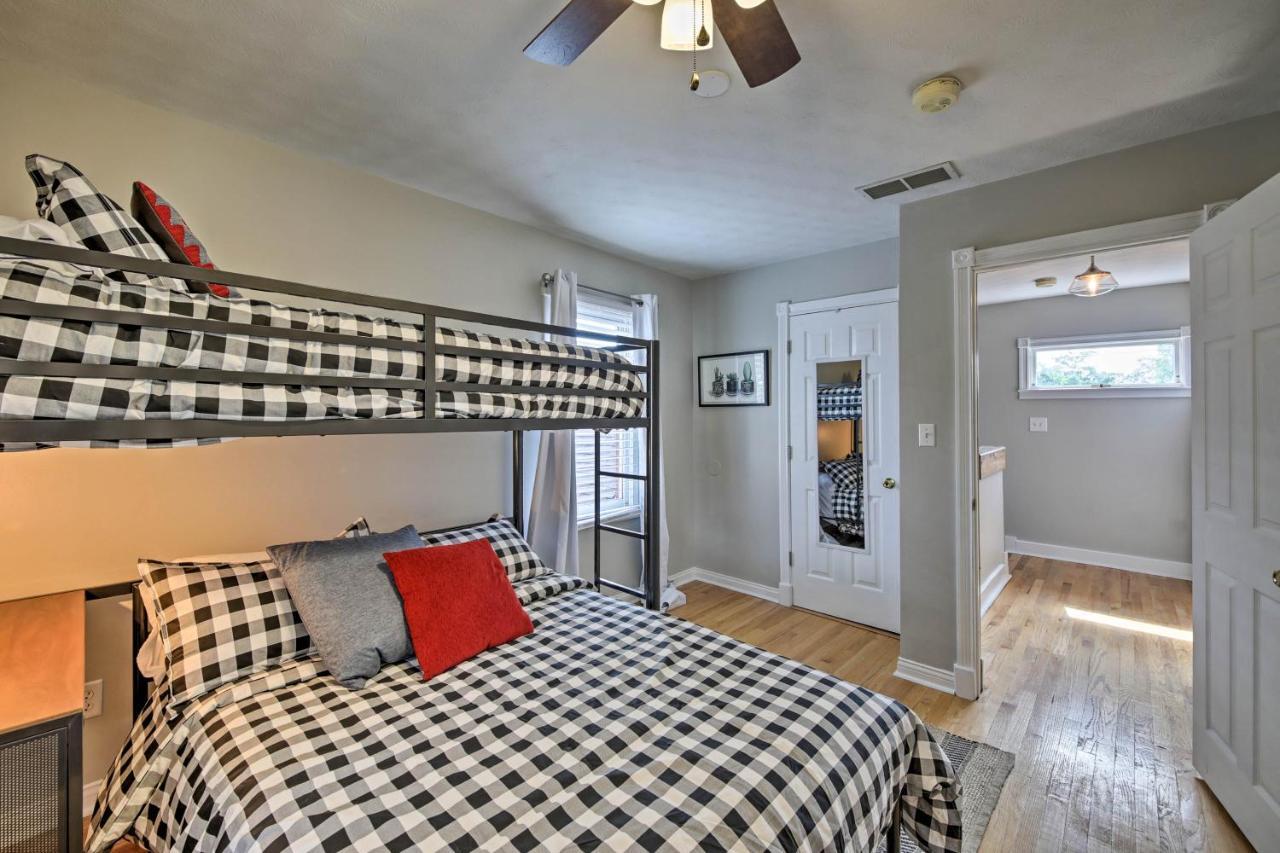 Updated Indianapolis Home, Walk To Lucas Oil! Bagian luar foto